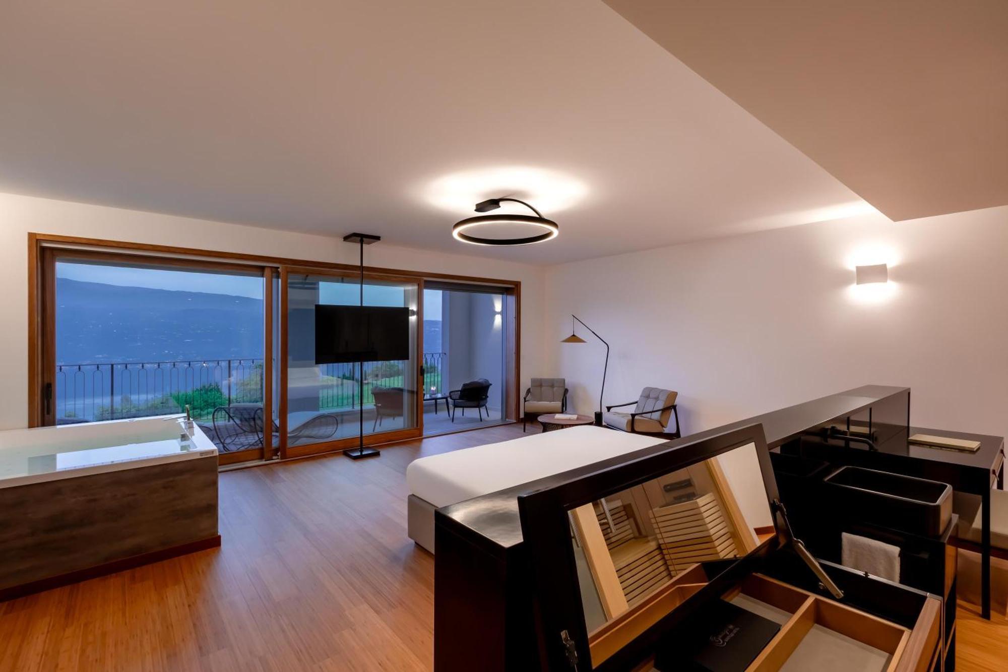 Boutique Hotel Villa Sostaga Gargnano Dış mekan fotoğraf