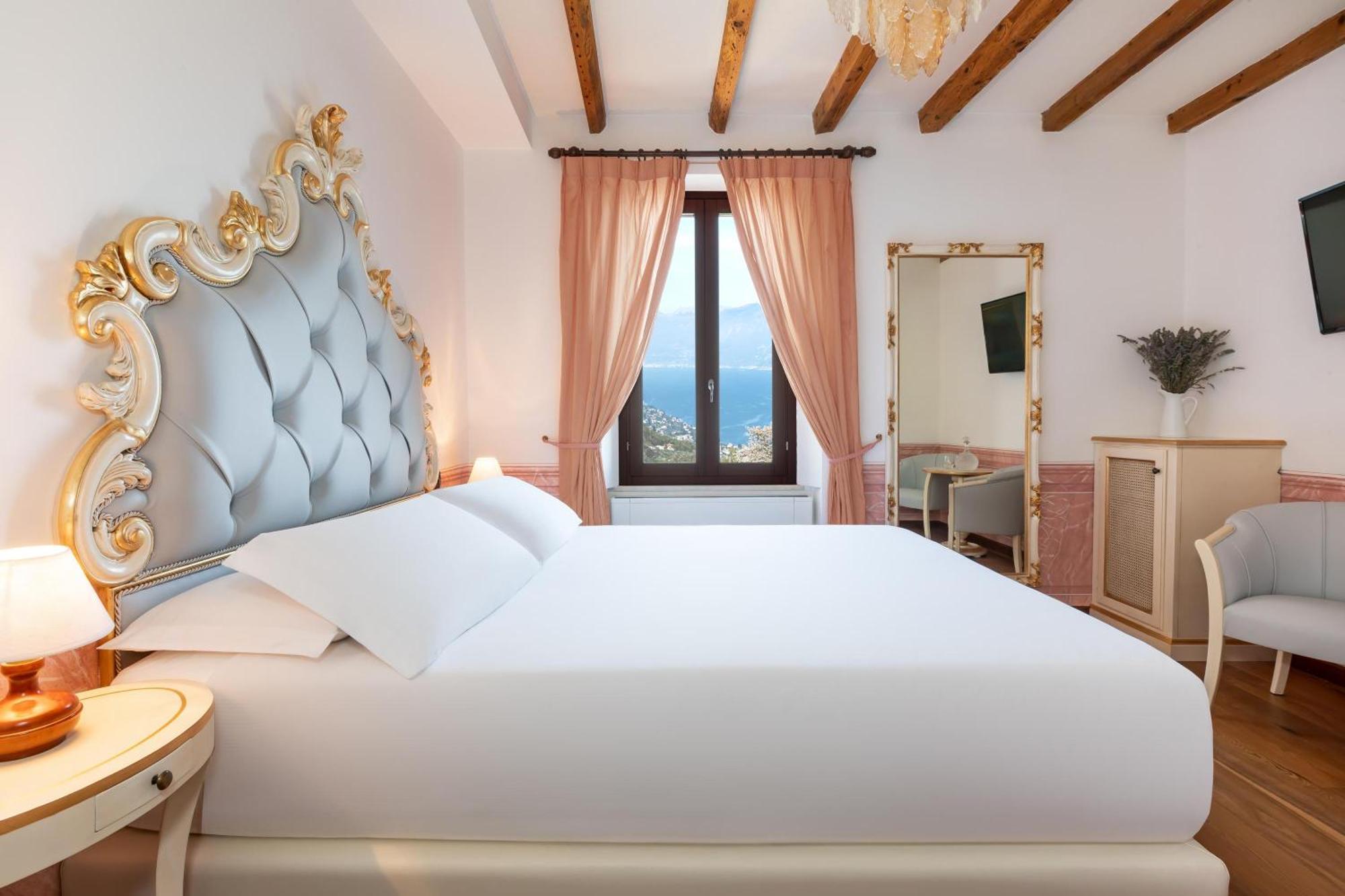 Boutique Hotel Villa Sostaga Gargnano Dış mekan fotoğraf